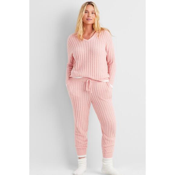 Brand New State of Day intimates Women's Size Medium Think Pink Cozy Lounge Set - Picture 1 of 9